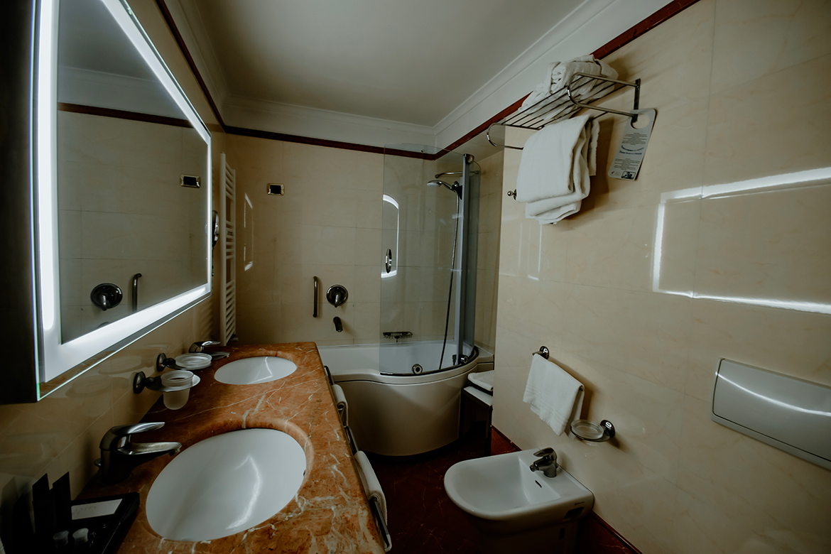 Immagine 3 della camera SUPERIOR ROOM