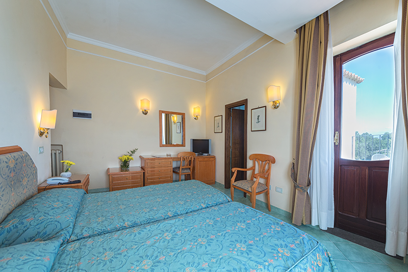 Immagine 1 della camera Room in depandence Villa Alfonso