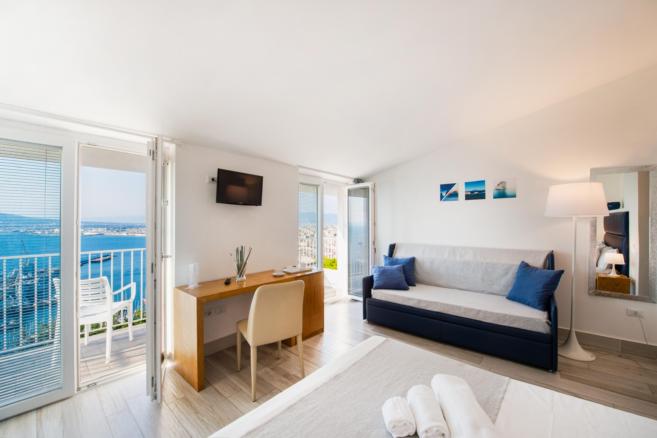 Immagine 1 della camera SUPERIOR VISTA MARE TERRAZZO