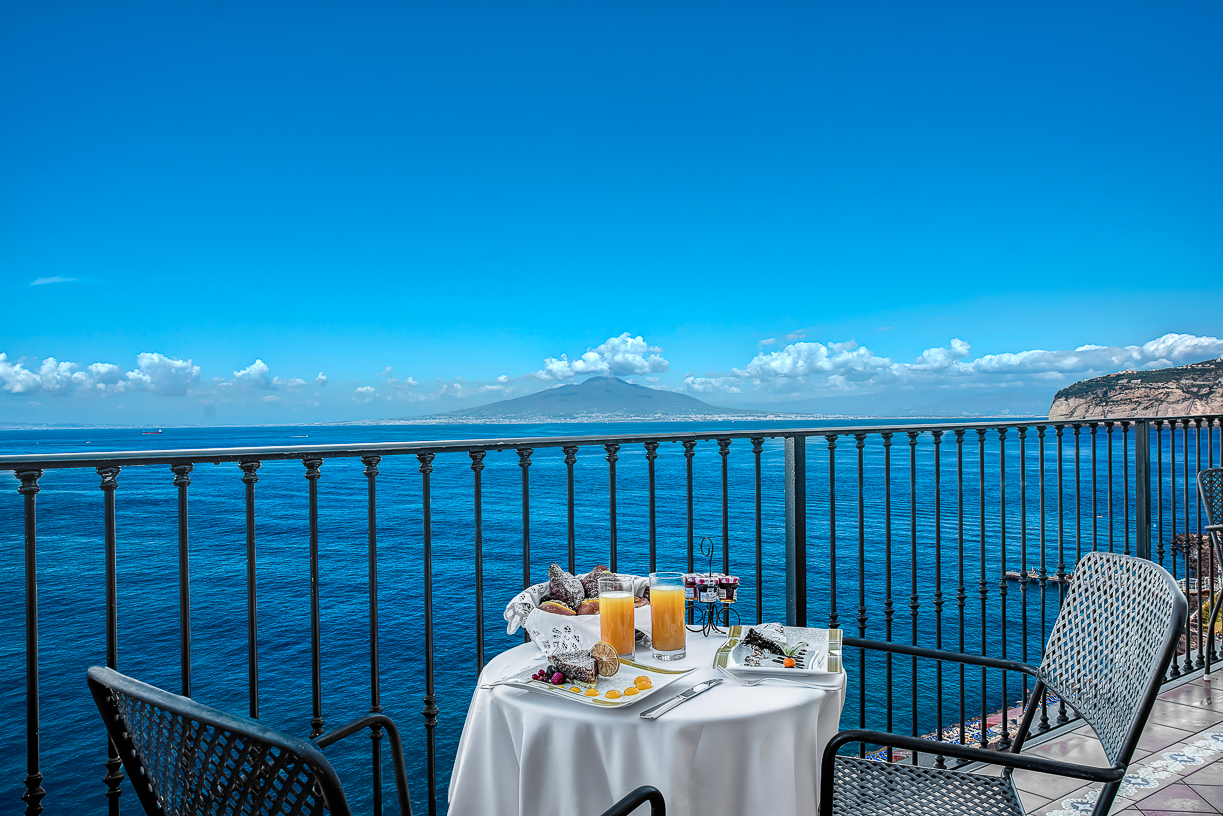 Immagine 4 della camera Deluxe Junior Suite with sea view and terrace